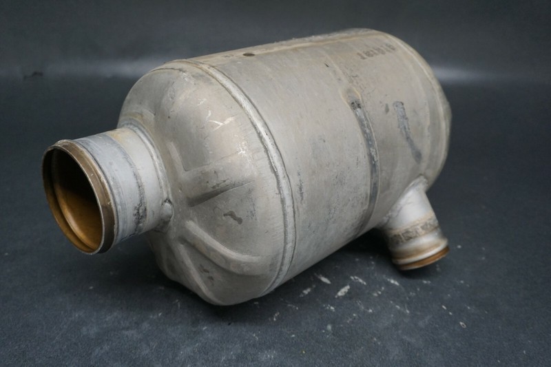 2016-2020 VX Cruiser Deluxe Yamaha OEM FRESHWATER Exhaust Muffler Water Lock Box