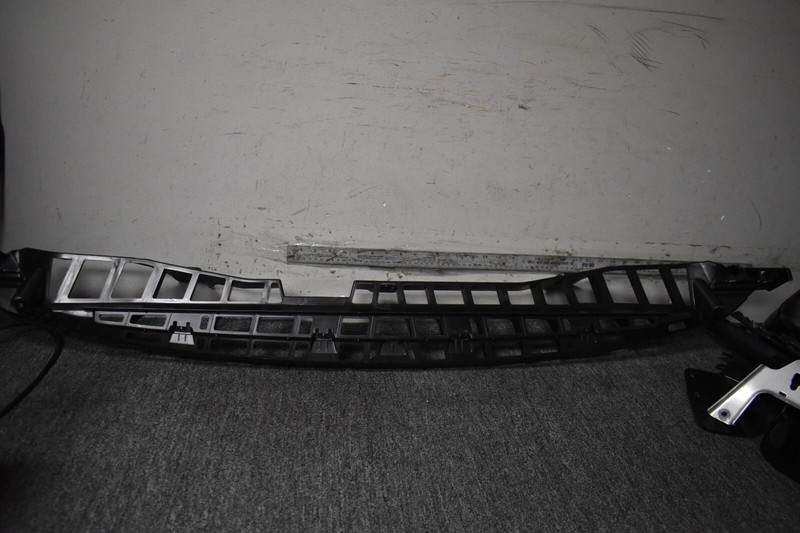 2014 RANGE ROVER SPORT REAR BUMPER MOUNT BRACKET FACTORY OEM