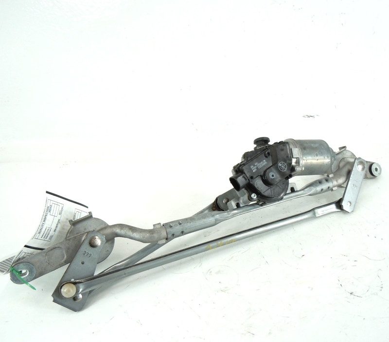 2020 20 Buick Envision Windshield Wiper Transmission Linkage W/ Motor OEM