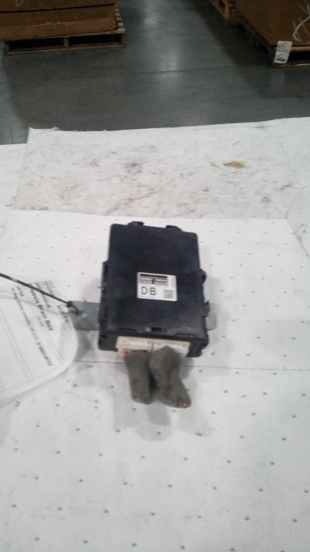 Used Air Bag Module fits: 2023 Nissan Rogue Air Bag center console US built ID 9