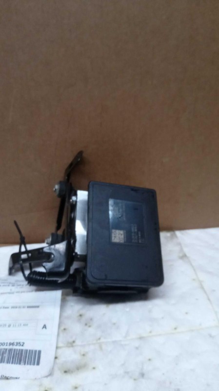 2019 Honda Odyssey ABS Modulator Assembly OEM Grey 43K Miles 57100THRA03