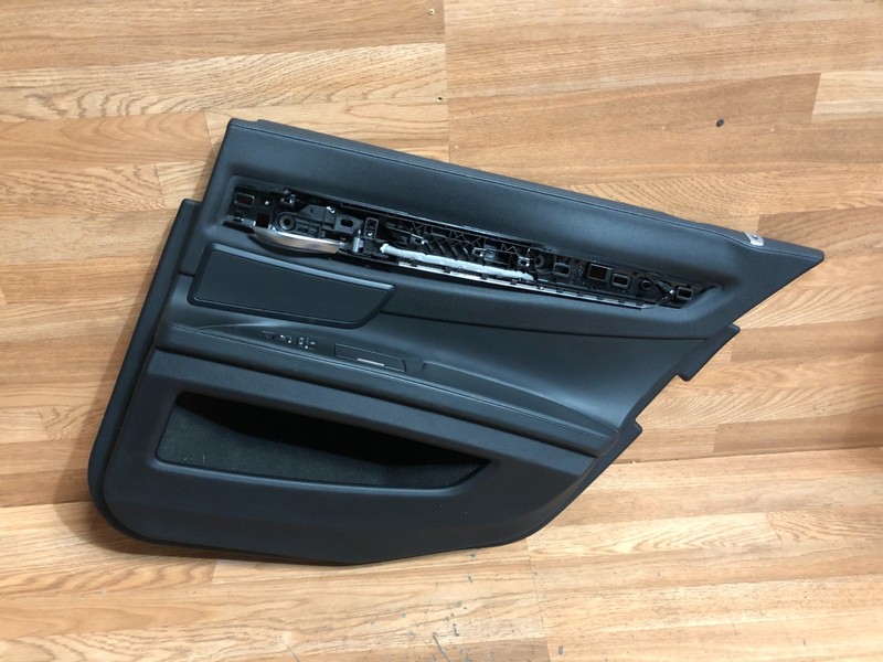 BMW OEM F01 F02 740 750 760 REAR PASSENGER SIDE INTERIOR DOOR PANEL CARD 09-15