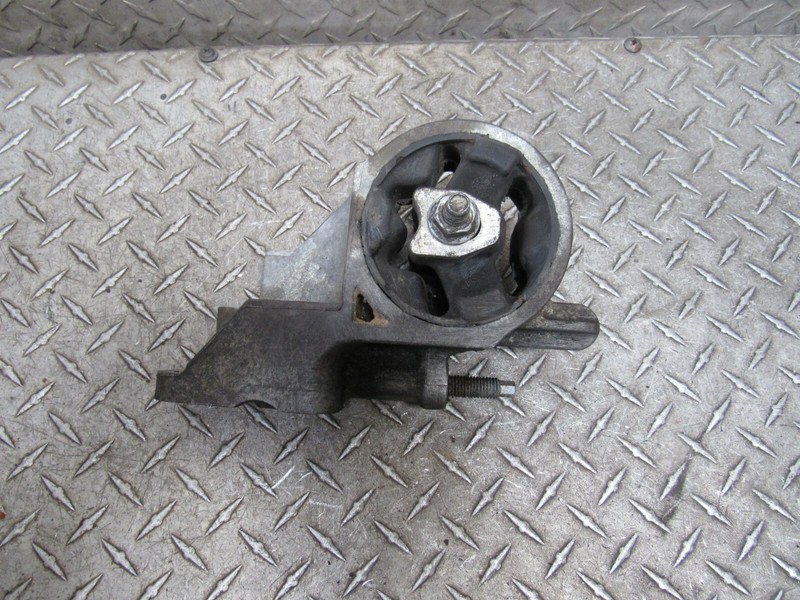 2009 PONTIAC G6 FRONT MOTOR MOUNT 3.5L