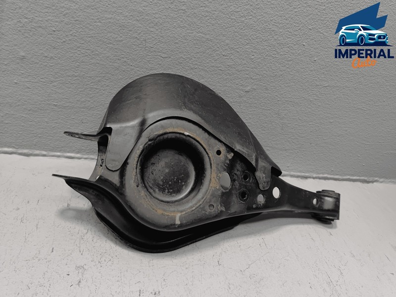 TOYOTA HIGHLANDER REAR RIGHT PASSENGER SIDE LOWER CONTROL ARM OEM 2014 - 2019