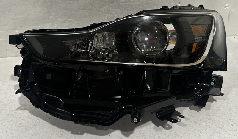2018-21 LEXUS IS300 LH OEM HEADLAMP ASSY. ( DRIVER SIDE)