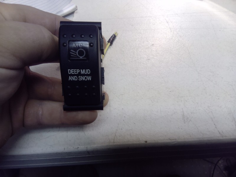 Western Star Deep Mud & Snow Rocker Switch 20A 12V