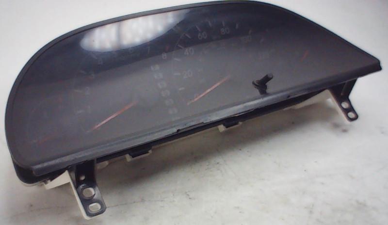 2005-2006 Toyota Camry Speedometer Cluster 83800-06D60-00 160,332 Miles OEM