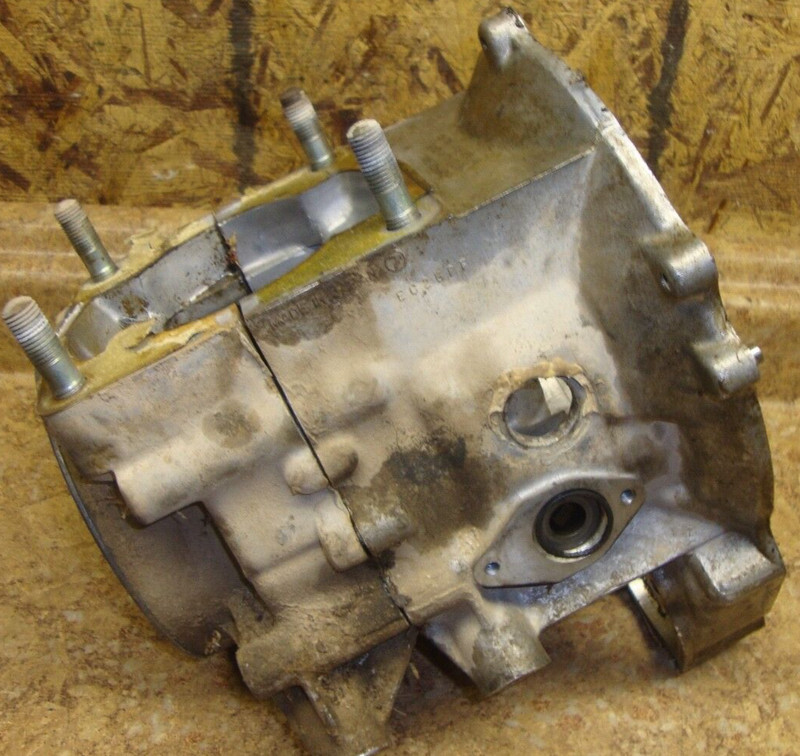1994 1995 Polaris ATV Trail Boss Trailboss 250 Engine Case Casing Motor Block 96