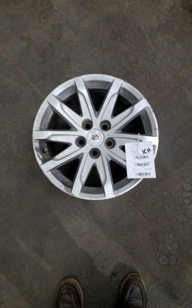 Wheel 17x8-1/2 Silver Fits 14-16 CTS 233760