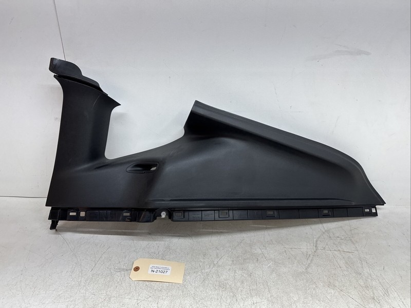 ⚡️24-25 TESLA MODEL Y C PILLAR RIGHT REAR 2020 OEM 1661181-00-D 21027 M6