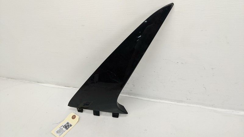 Rear Trunk Tailgate Right Molding Black 2020 Ford Escape 2021 LJ6B-S442A92-AAW
