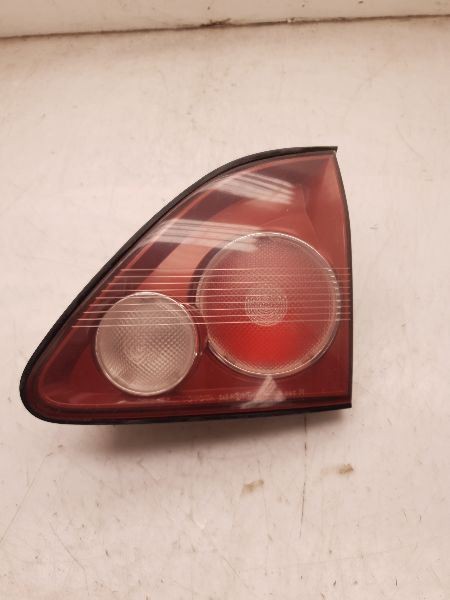 99-00 LEXUS RX300 PASSENGER SIDE REAR RIGHT TAIL LIGHT ASSEMBLY