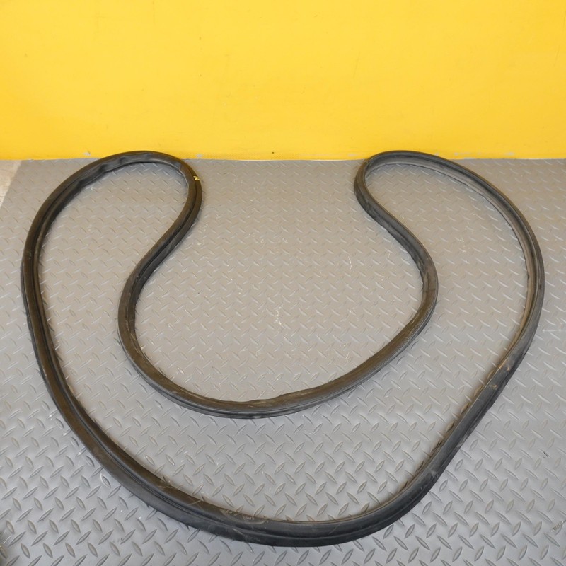 2020-2024 KIA TELLURIDE REAR TRUNK WEATHER STRIP RUBBER SEAL OEM 86430-S9000