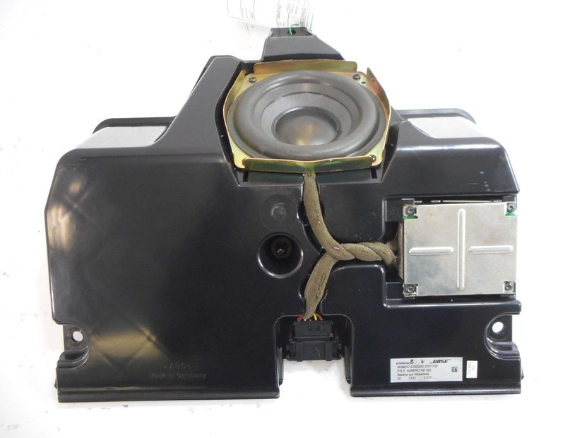 2006 Maserati Quattroporte M139 Front Subwoofer Sub Woofer Bass Speaker OEM Bose