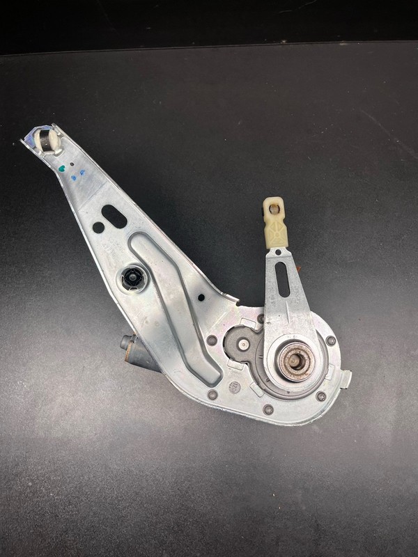 14-20 Mercedes W222 S600 S550 S63 Trunk Lid Power Opener Motor Mechanism OEM 57k