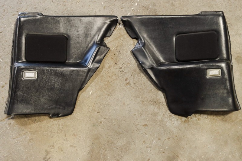 91-92 Pontiac Firebird Convertible Rear Inner Quarter Panel Trim Armrest OEM