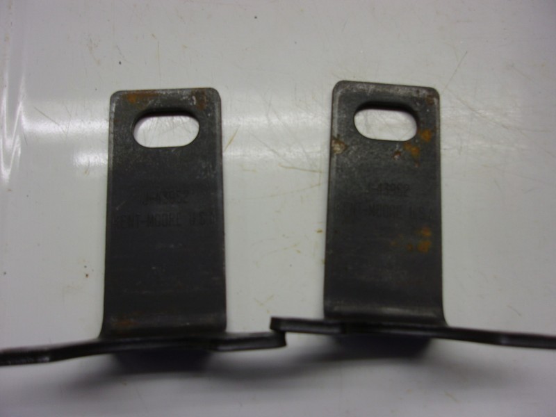 Kent Moore Automototive Specialty Tool J-43952 Set of 2 Spring Compressor