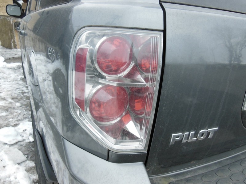 2006-2008 Honda Pilot Tail Light Lamp Driver Left OEM