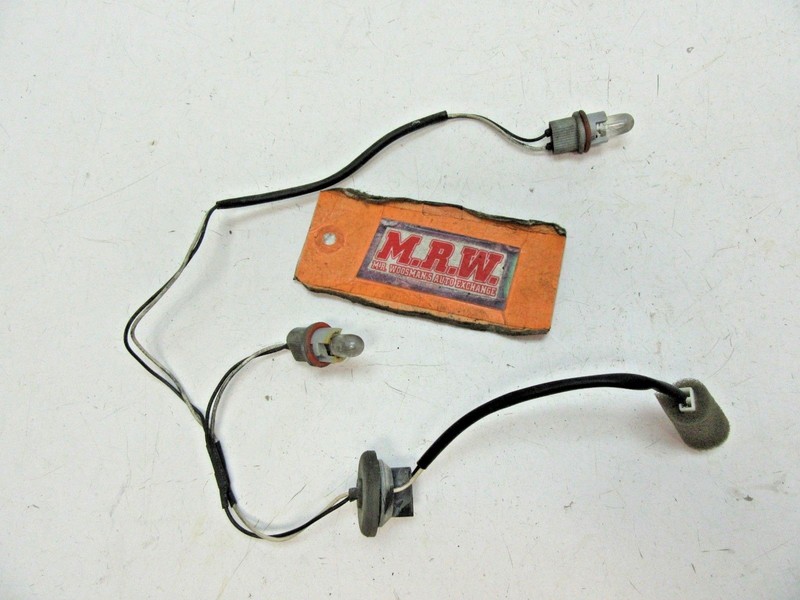 FITS WIRE HARNESS BULB OFF REAR LICENSE PLATE LIGHT LENS FINISH PANEL LAMP VUE
