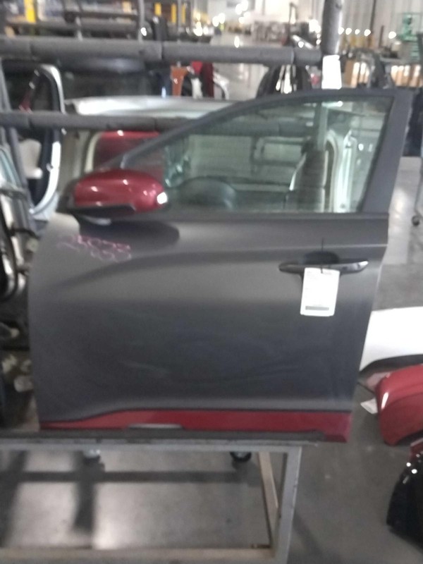 2019 Hyundai Kona Left Front Door Grey 665255 64000 Miles Used Auto Part
