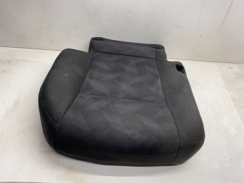 2014-2016 NISSAN ROGUE RIGHT REAR SEAT CUSHION BOTTOM CLOTH OEM