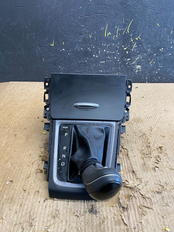 2014 - 2016 Hyundai Elantra Shifter Bezel Center Console Storage Oem Z9817 DG