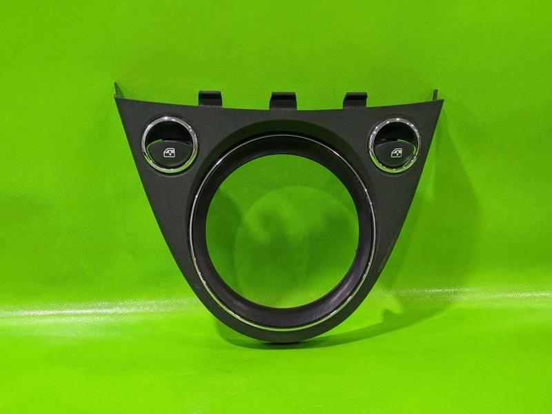 12-17 FIAT 500 2DR CONSOLE GEAR SHIFT BEZEL W/WINDOW SWITCH OEM 4141-9