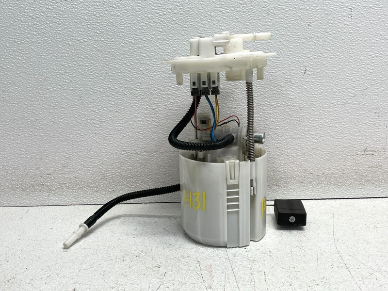 18 19 20 Infiniti QX60 Gas Tank Fuel Pump Unit 3.5L 1431 OEM