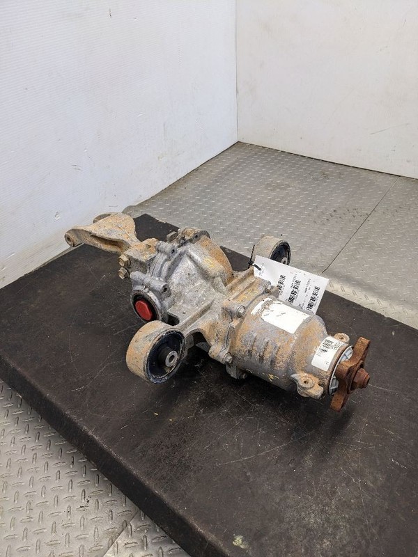 Carrier Rear Axle 2.2L Fits 02-05 VUE 815747