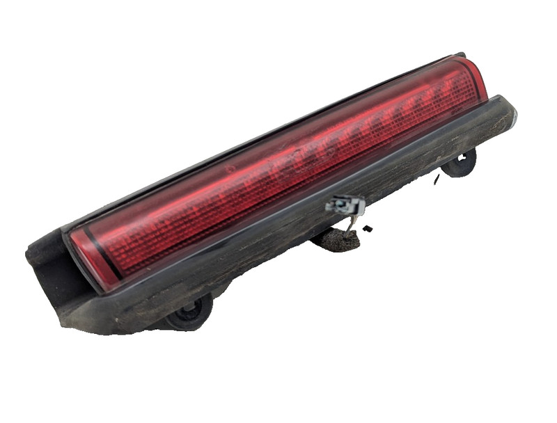 2000-2006 Chevrolet Tahoe Liftgate Mount 3rd Brake Light Lamp OEM