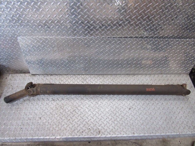 1996-2002 CHEVROLET G25 EXPRESS 2500 REAR DRIVE SHAFT 8CYL 5.0L