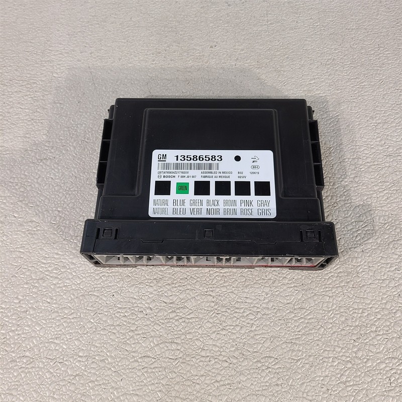 12-13 Camaro Ss Body Control Module Bcm 13586583 Aa7458