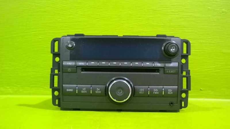 08 LUCERNE FACTORY RADIO RECEIVER AM FM CD MP3 (OPT US8) OEM 3875-3