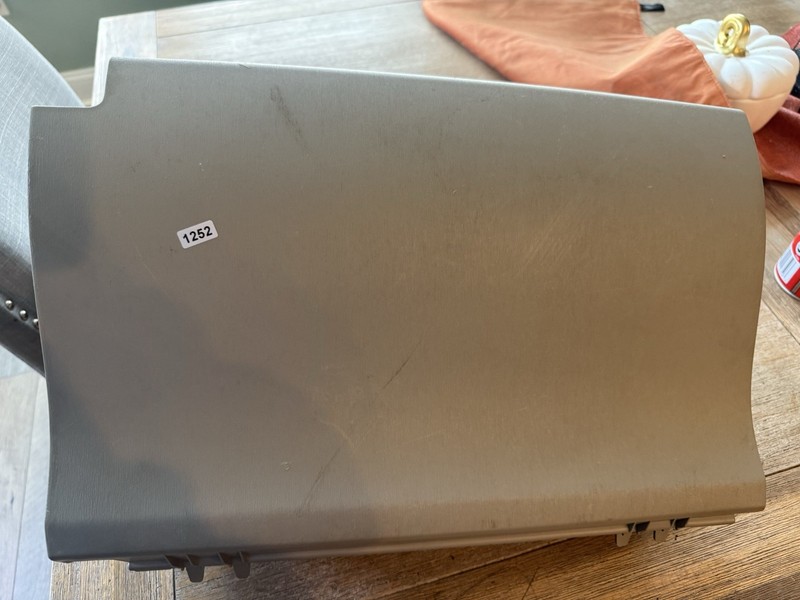 2010-2015 TOYOTA PRIUS LOWER GLOVE BOX STORAGE COMPARTMENT 55550-47081 OEM