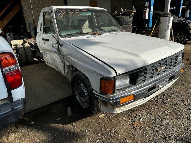 86 87 88 TOYOTA PICKUP DUALLEY REAR AXLE 3.90 RATIO DUAL REAR WHEEL