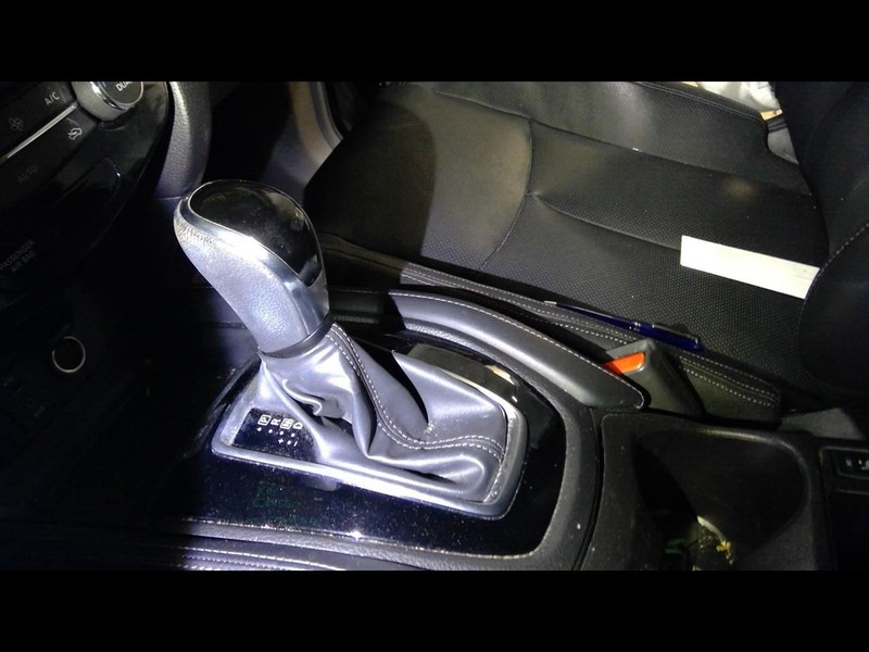 2017 ROGUE SPORT Automatic Transmission Shifter 1563336