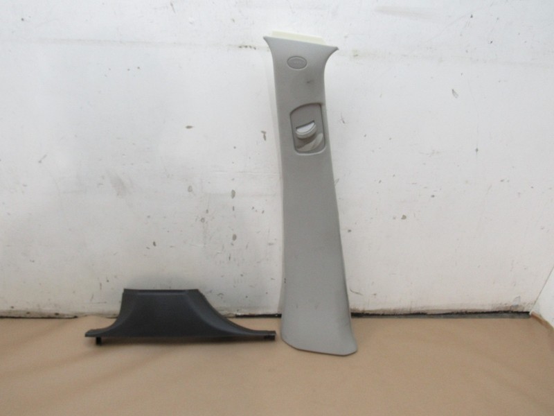 Mercedes R350 W251 2011 Left Driver B Pillar Upper Lower Trim Cover Set 06-13 *
