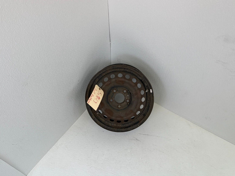 2013 - 2019 NISSAN SENTRA STEAL METAL RIM BOLT PATTERN 5X 114.3 OEM