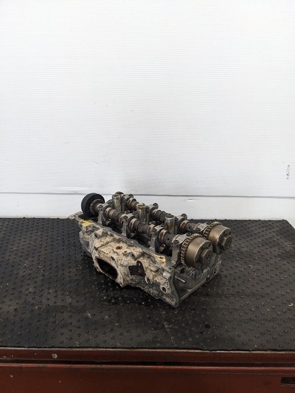 Driver Left Cylinder Head 3.6L Fits 11-13 200 1194902