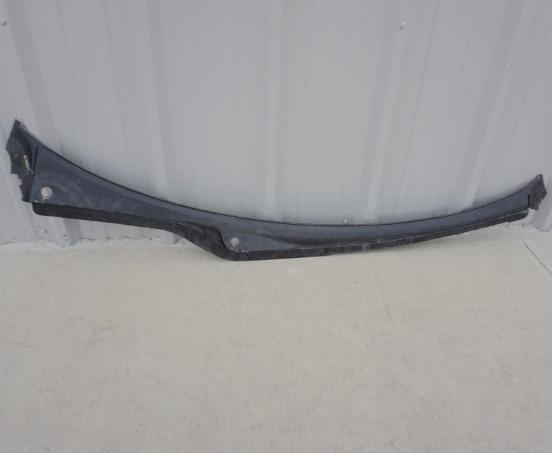 2012-2014 2016-2018 AUDI A7 QUATTRO - RAIN TRAY / Water Deflector 4G8819403F