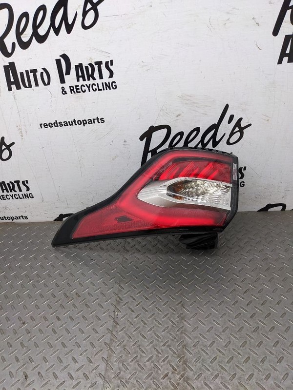 Passenger Tail Light Quarter Panel Mounted Fits 17-18 ESCAPE 1159694