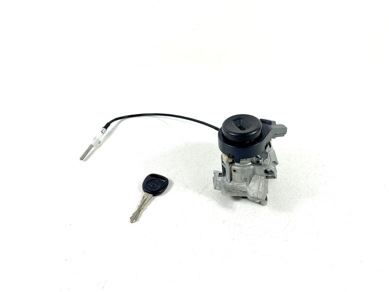 2008-13 SILVERADO TAHOE IGNITION SWITCH LOCK W/ KEY & IMMOBILIZER OEM # 22738087