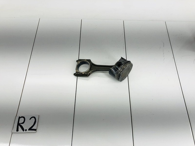 15-18 AUDI A3 QUATTRO 2.0L L4 GASOLINE ENGINE MOTOR PISTON W/ CONNECTING ROD OEM