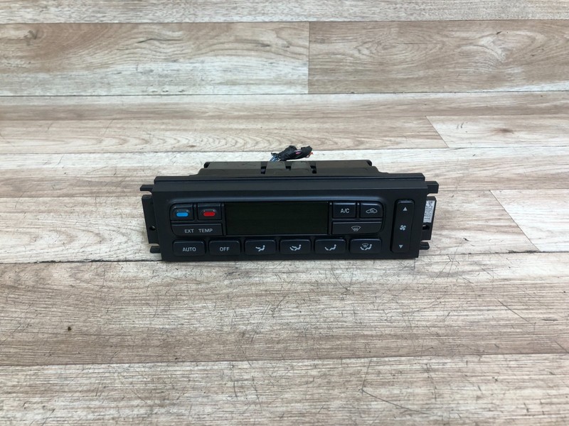 FORD F250 F350 F-250 F-350 OEM FRONT AC CLIMATE CONTROL TEMPERATURE SWITCH 05-07