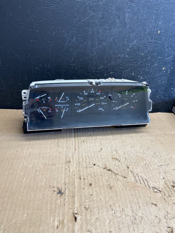 1989 to 1992 Ford Ranger Speedometer Cluster Gauge Oem ae4265 DG