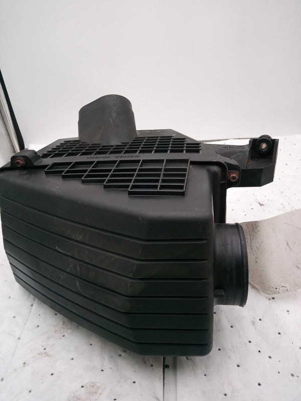 Used Air Cleaner Assembly fits: 2006 Honda Odyssey 3.5 Grade B
