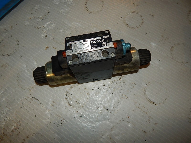 Bosch 081WV06P1V1001KE024/00E31 9810231477 Solenoid Valve *FREE SHIPPING*
