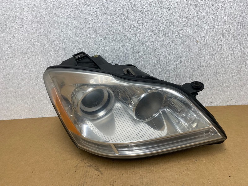 2007 to 2009 Mercedes GL-Class GL450 Right Passenger Headlight Oem AC1785 DW