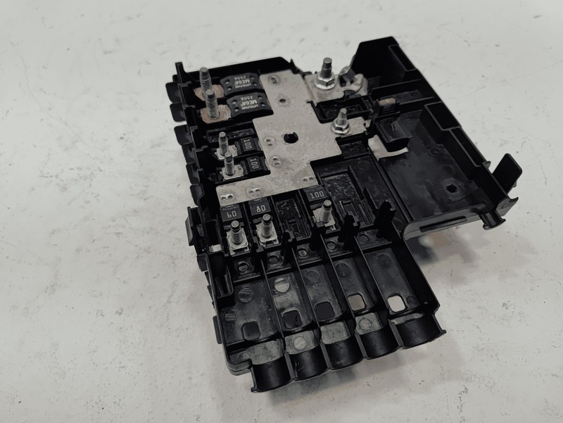2024-2025 Buick Envista Battery Fuse Distribution Box OEM