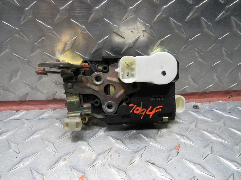 2004 BUICK LESABRE LEFT DRIVER FRONT LATCH LOCK ACTUATOR LIMITED SDN 3.8L 6CYL